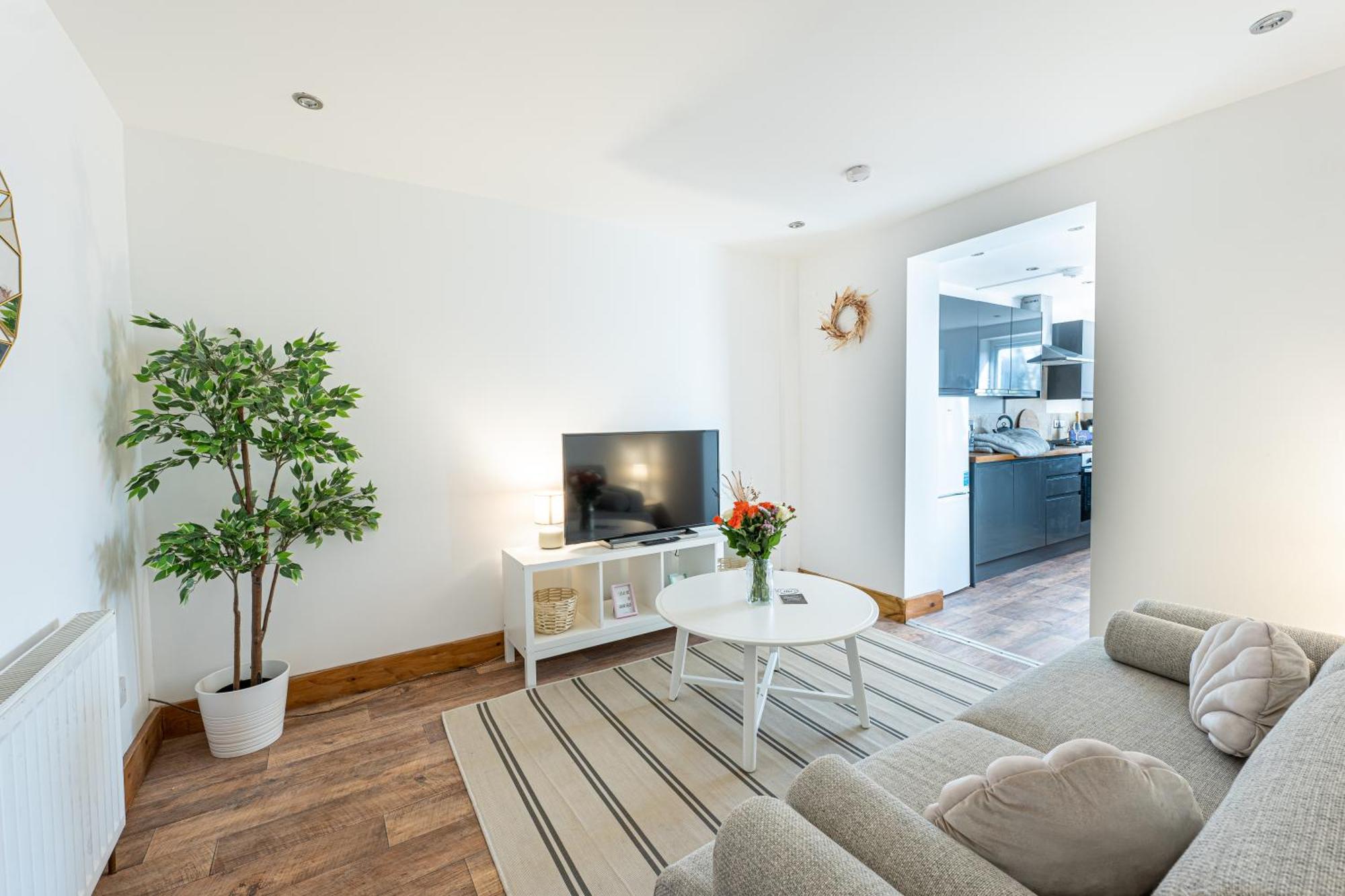 Apartment Seaside Retreat In *